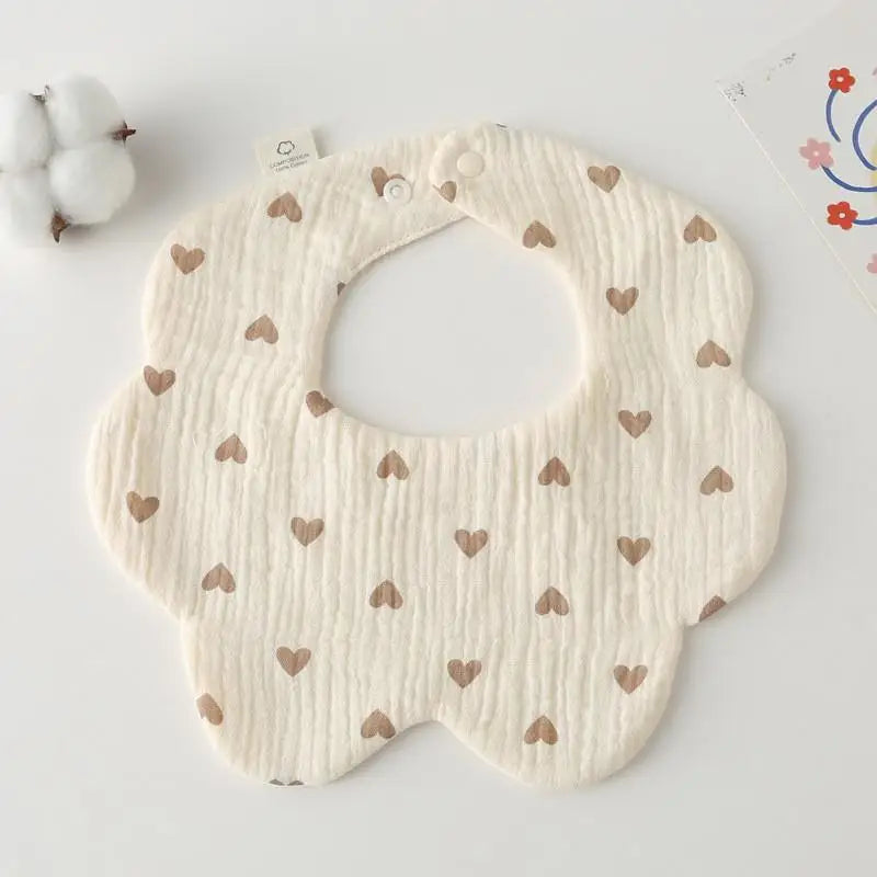 Kellan Linear Contoured Burp Cloth