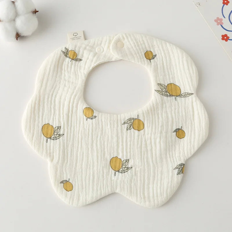Kellan Linear Contoured Burp Cloth