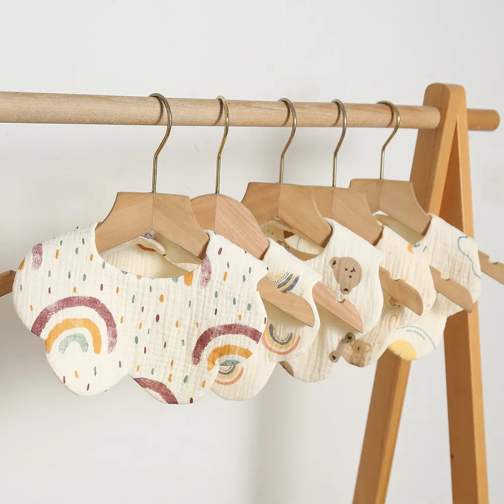 Kellan Linear Contoured Burp Cloth